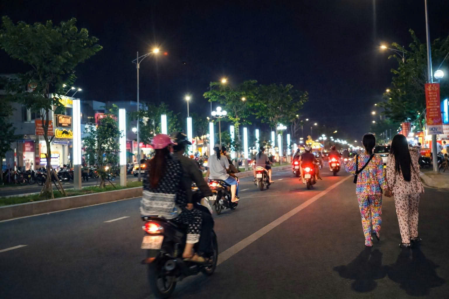 Con Người Bến Tre